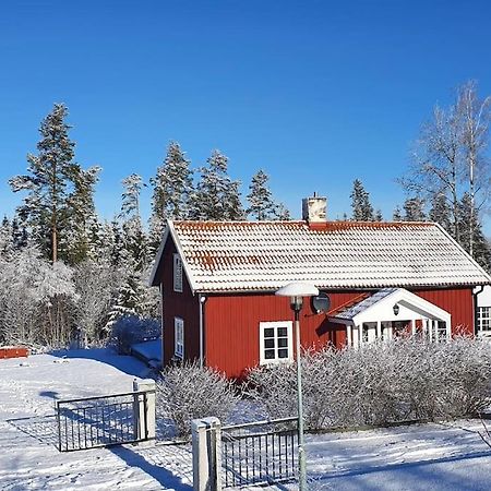 Villa Pa Landet, Habo Exterior foto