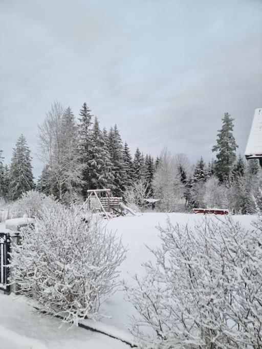 Villa Pa Landet, Habo Exterior foto