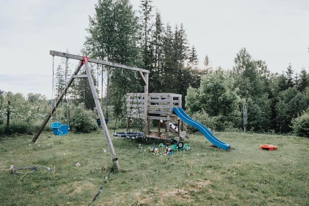 Villa Pa Landet, Habo Exterior foto
